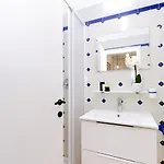 Romeasyoulike - Monti Experience 80 Rom