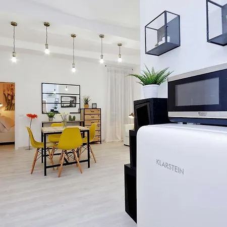 Romeasyoulike - Monti Experience 80 * Rome